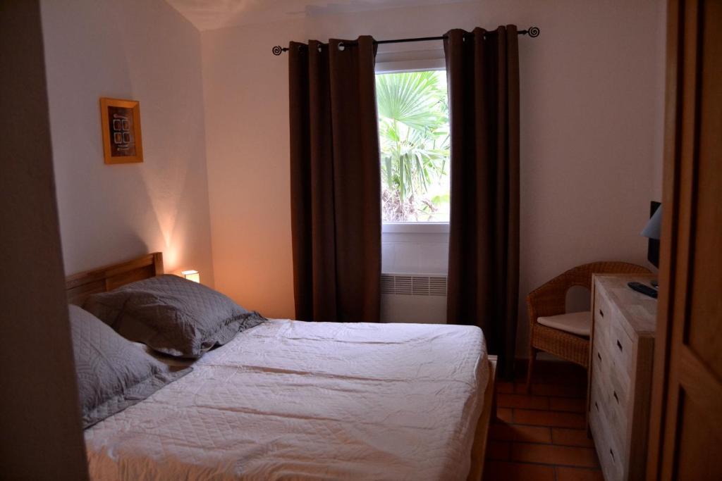 Auberge D'Anais Entrechaux Esterno foto