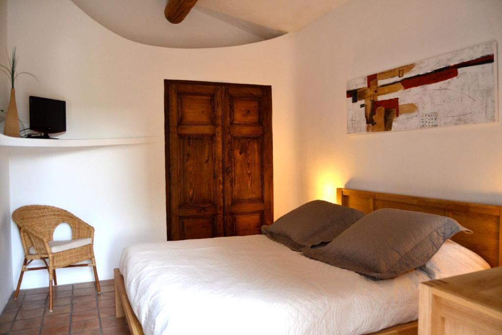 Auberge D'Anais Entrechaux Esterno foto