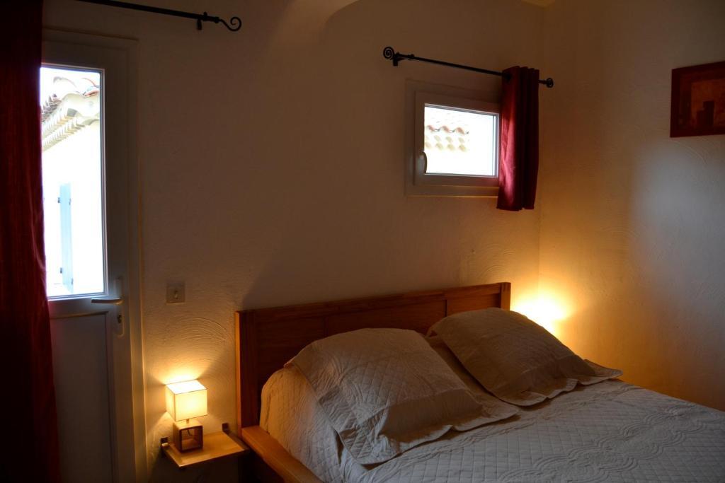 Auberge D'Anais Entrechaux Esterno foto